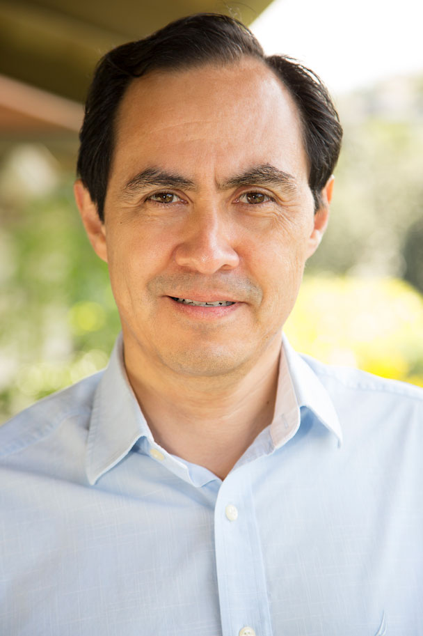 Dr. Rodrigo Jiménez